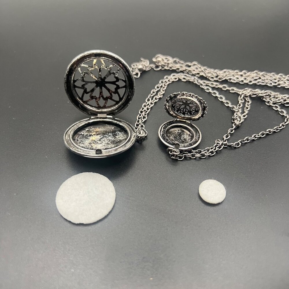 Aromatherapy Diffuser Double Locket Necklace 18" … - image 6